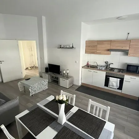Zentrale 2 Zimmerwohnung *