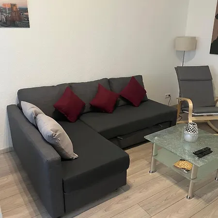 Zentrale 2 Zimmerwohnung *